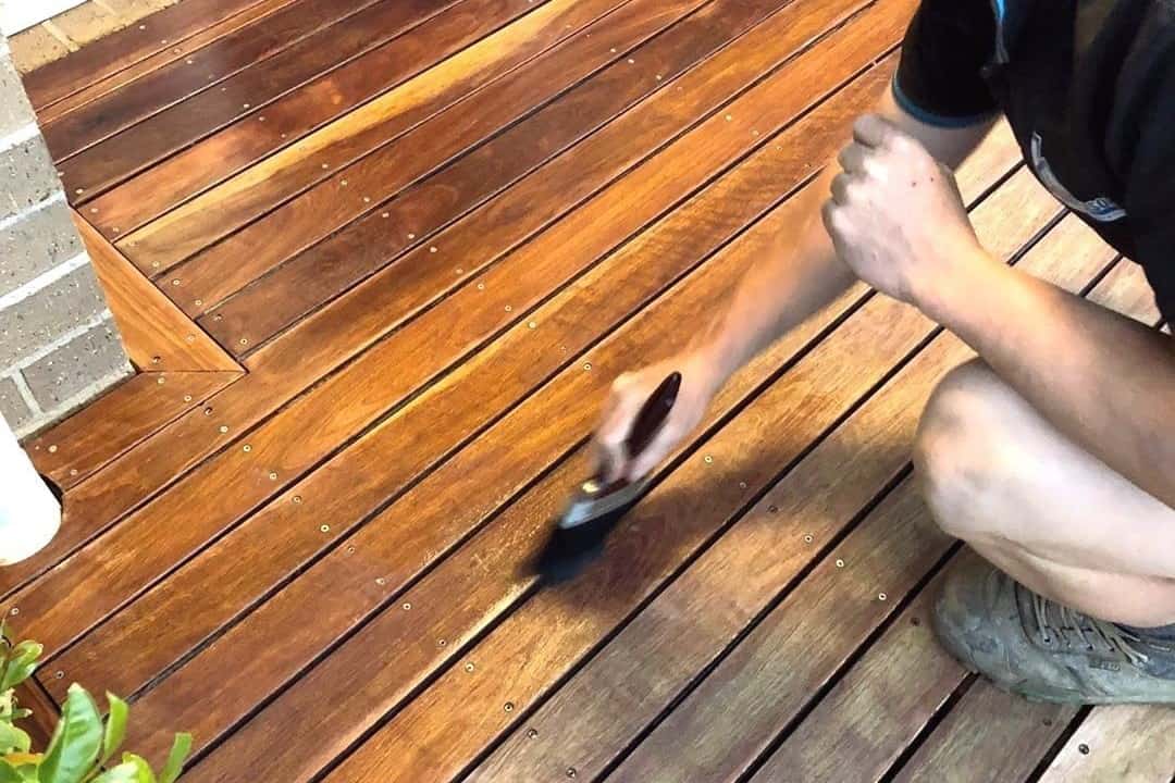 sealing deck