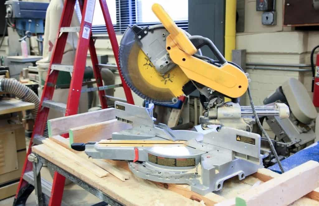Miter Saw vs Compound vs Sliding Miter Saw Difference Explained