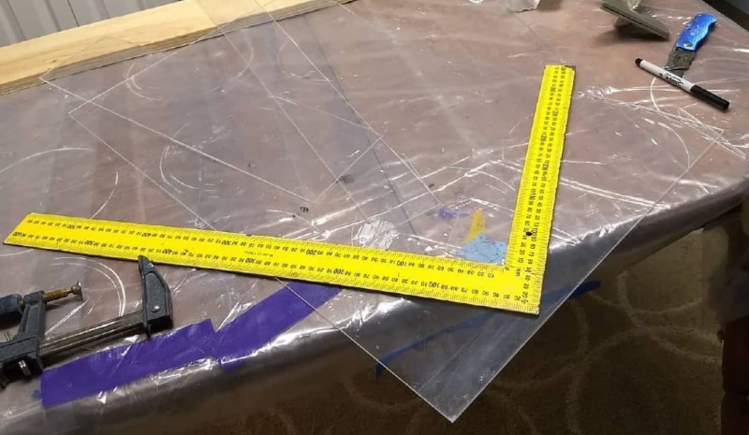 How to Cut Plexiglass With Circular Saw Tools n Goods