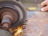 How To Sharpen a Table Saw Blade – Step By Step